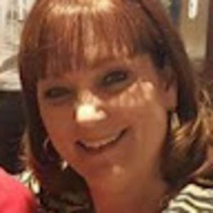 Meet your Posher, Debra ecrette